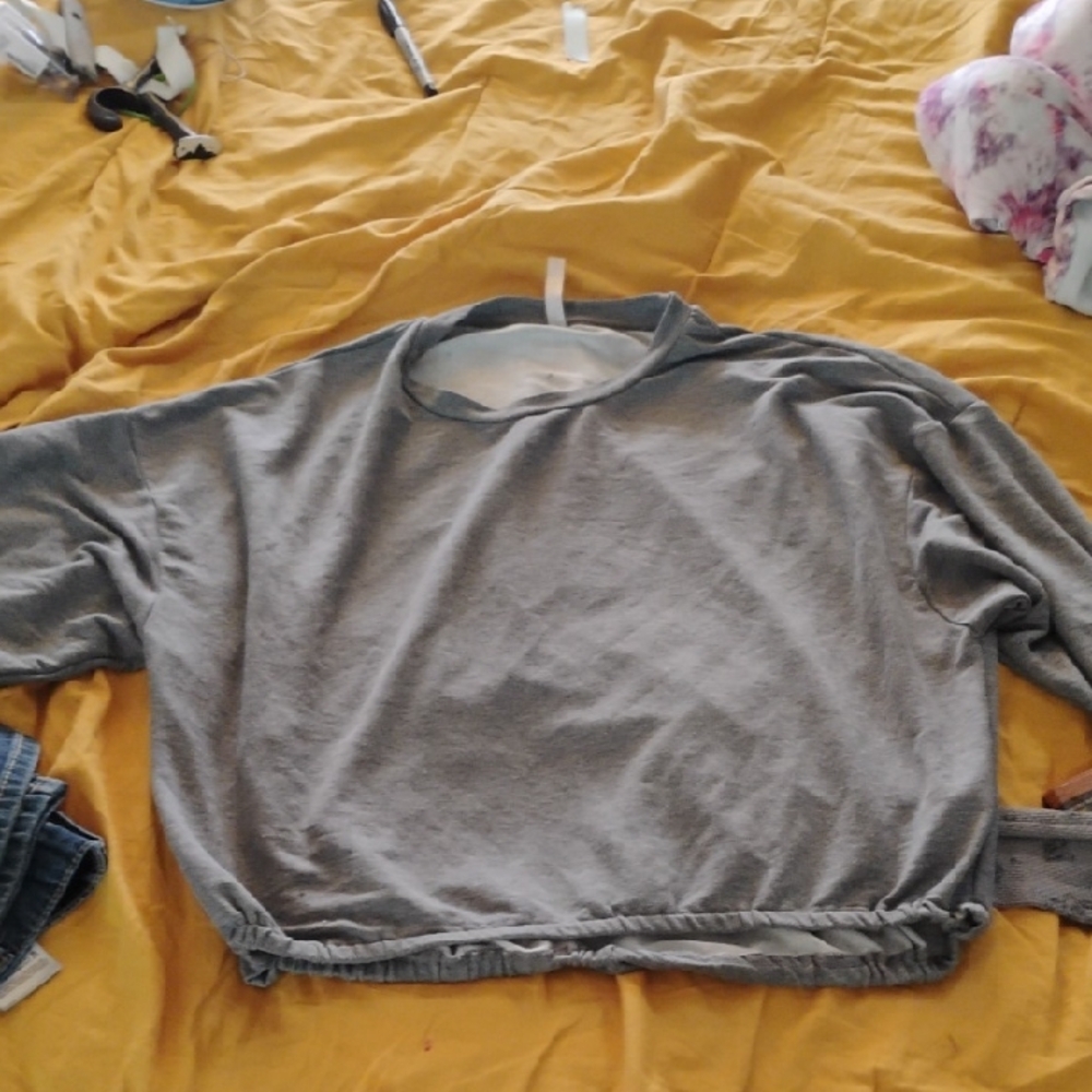 Fabletics Gray Oversized Crop Sweatshirt